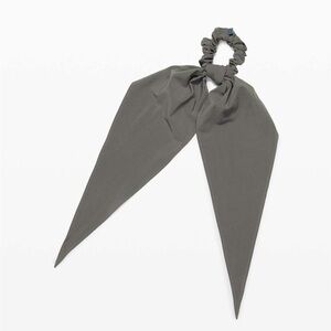 Lululemon Uplifting Scrunchie *Flow